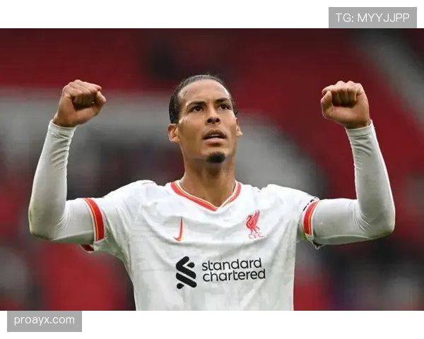 范戴克长传精准制导再现 红军后防大脑展现大师级视野 范戴克长传精准制导再现 红军后防大脑展现大师级视野