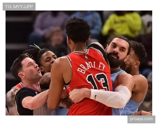 恩德里克展现非凡进攻创造力,助力球队战绩稳步攀升 恩德里克展现非凡进攻创造力,助力球队战绩稳步攀升