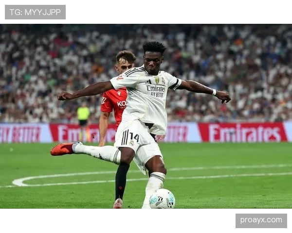 楚阿梅尼防守端表现抢眼，稳固防线助球队取胜