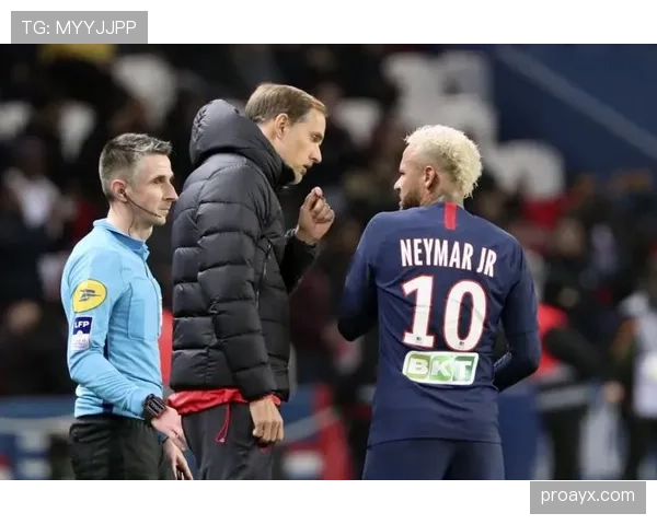 巴黎圣日耳曼内讧不断，战术混乱与巨星依赖症正将豪门拖入争冠泥潭