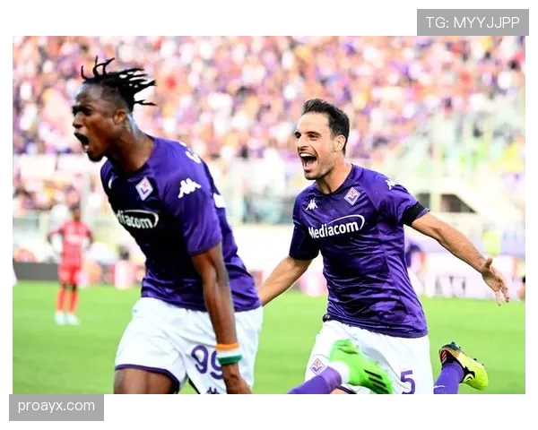 格列兹曼前场压迫防守贡献解析：为何成体系关键一环