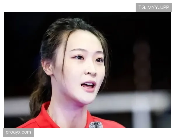 惠若琪的家居生活也太富丽堂皇了吧,跟她比赛场上一点都不像! 惠若琪的家居生活也太富丽堂皇了吧,跟她比赛场上一点都不像!