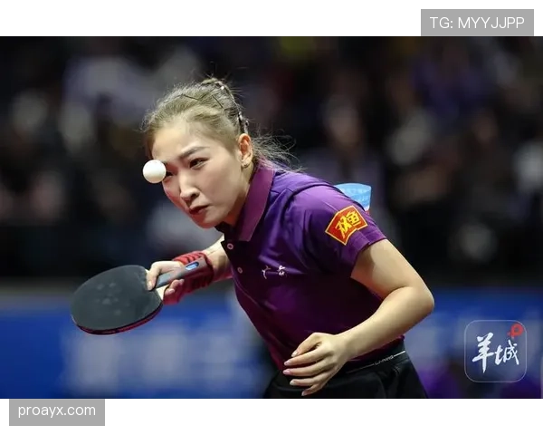 刘诗雯打完比赛直接躺沙发，啥时候变成花瓶了？